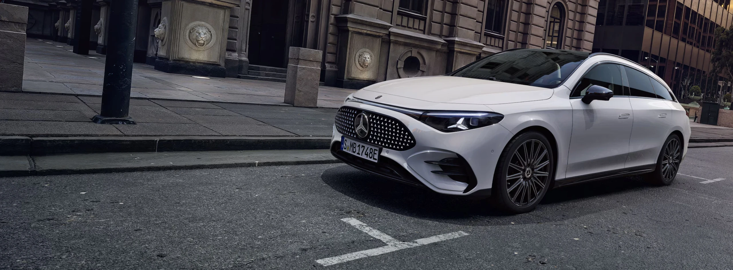 New Mercedes-Benz CLA